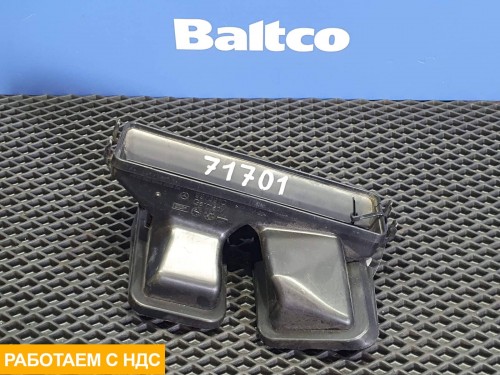 Воздуховод отопителя