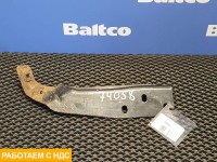 Кронштейн подножки правый