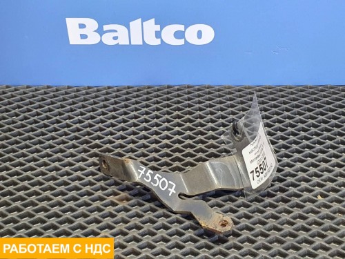 Кронштейн маслозаливной горловины