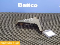 Кронштейн переднего бампера левый