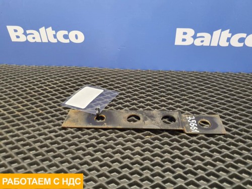 Пластина крепежная