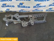 Кронштейн усилителя переднего бампера правый