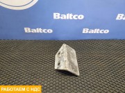 Кронштейн подушки правый